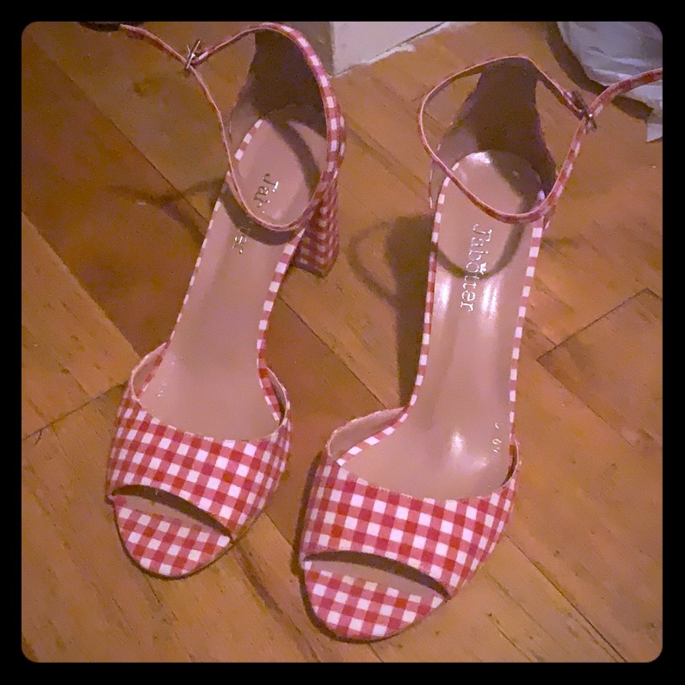 Super cute red white heels